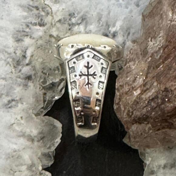 Carolyn Pollack Sterling Oval Mother of Pearl Decorated Shield Ring For Women - Picture 6 of 10